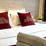 The Sisli Pp Beijng And Noodle House