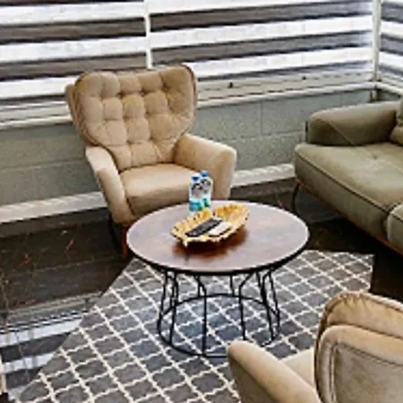 The Sisli Pp Beijng And Noodle House Hotel 4*